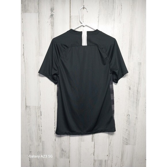 Nike Football Club Mens Small Black V Neck Tee - Picture 5 of 7